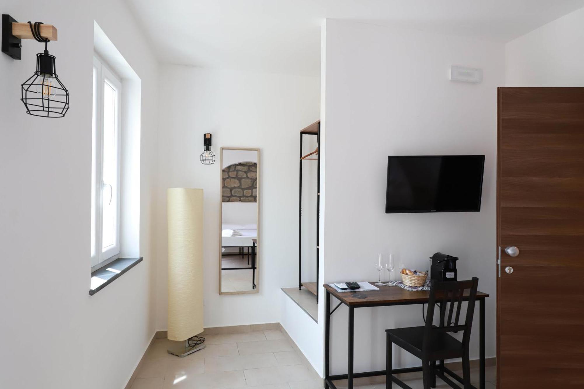 Eg Apartments - Forio D'Ischia Zewnętrze zdjęcie